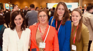 Frauennetzwerk Foodservice Mitgliederinnen auf der INTERNORGA 2026 in Hamburg beim Networking