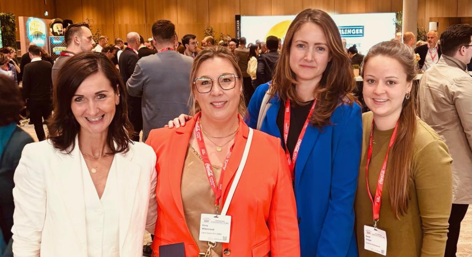 Frauennetzwerk Foodservice Mitgliederinnen auf der INTERNORGA 2026 in Hamburg beim Networking